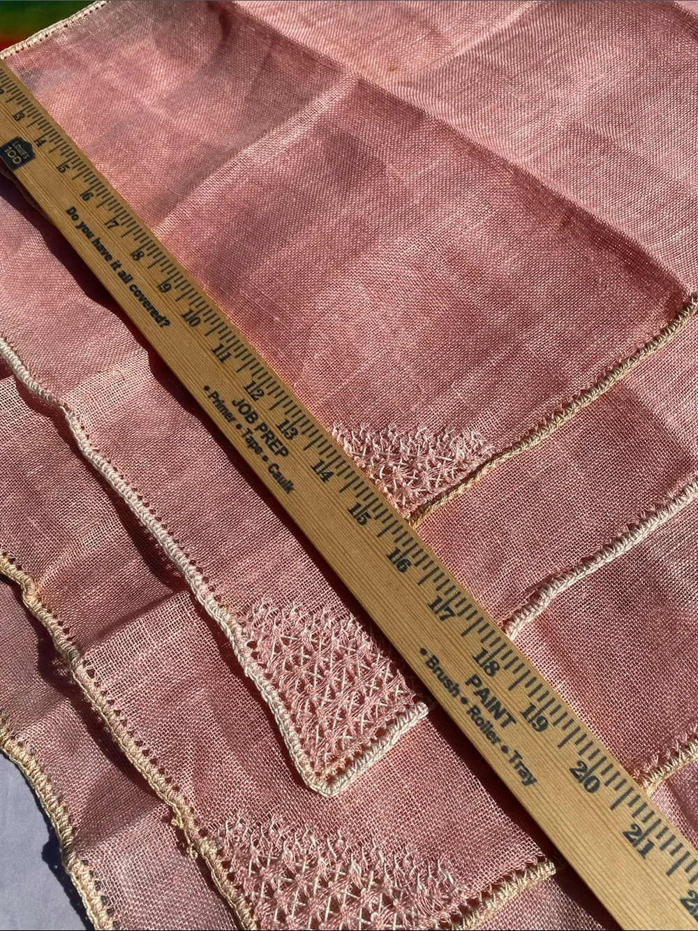 Vintage Dusty-Rose Hue Linen Napkins/Placemat Hand-Crocheted Trim - Set of 4